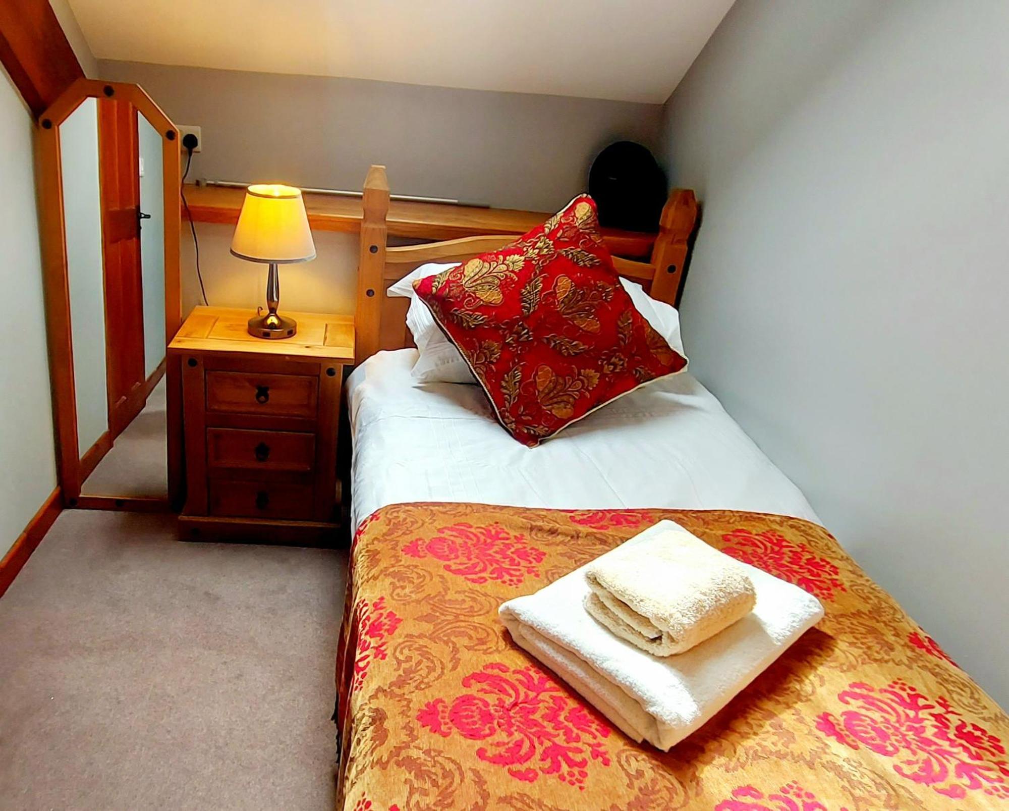 Cader Mountain View Cottage With Hot Tub In Snowdonia Dolgellau Buitenkant foto
